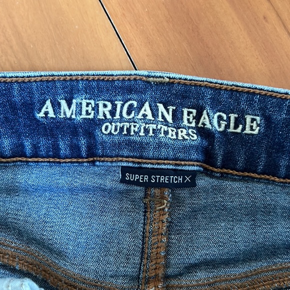 American Eagle super stretch distressed mini jean skirt - Picture 5 of 7